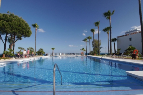 nya lägenheter Estepona swimming pool